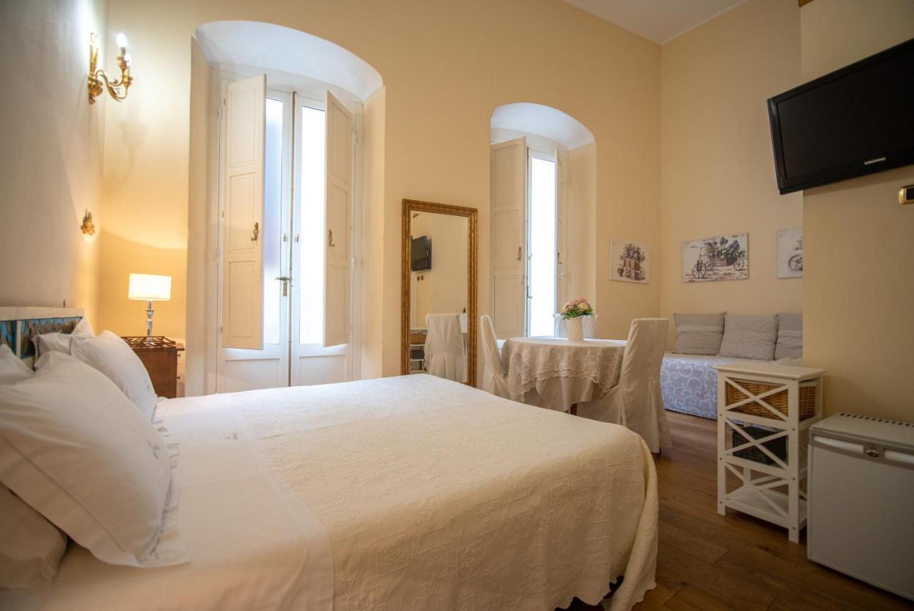 La Ghirlanda B&B Кальяри Экстерьер фото